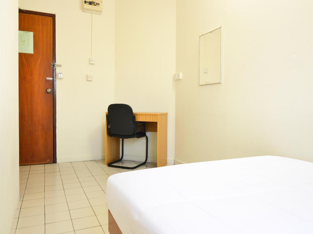 Spot On 89582 Evergreen Hotel Keningau Dış mekan fotoğraf
